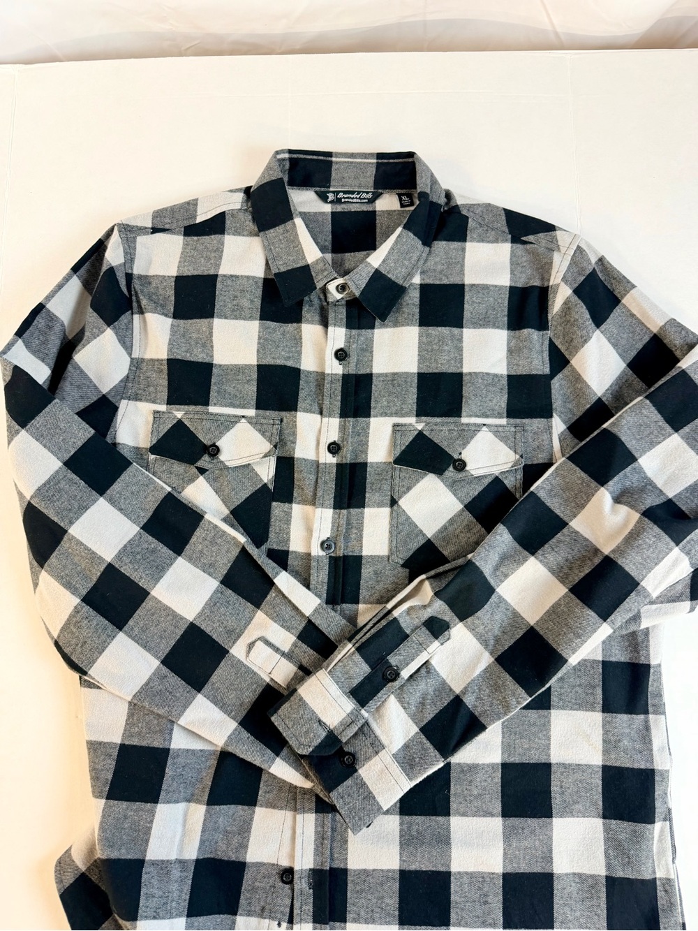 Branded Bills black & white Buffalo Check Flannel Shirt worn ONCE size XL